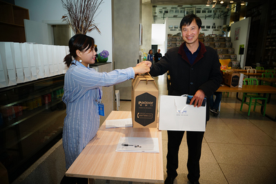 聯(lián)合百名合伙人簽約,派的門開(kāi)啟銷售新模式